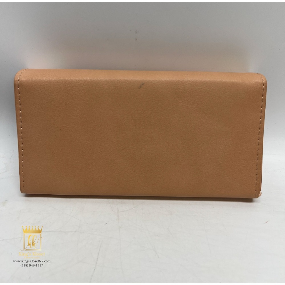 Chouette Pink Wallet With Gold Accent View 2